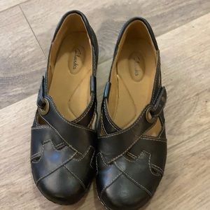 Clarks black comfort loafer flats